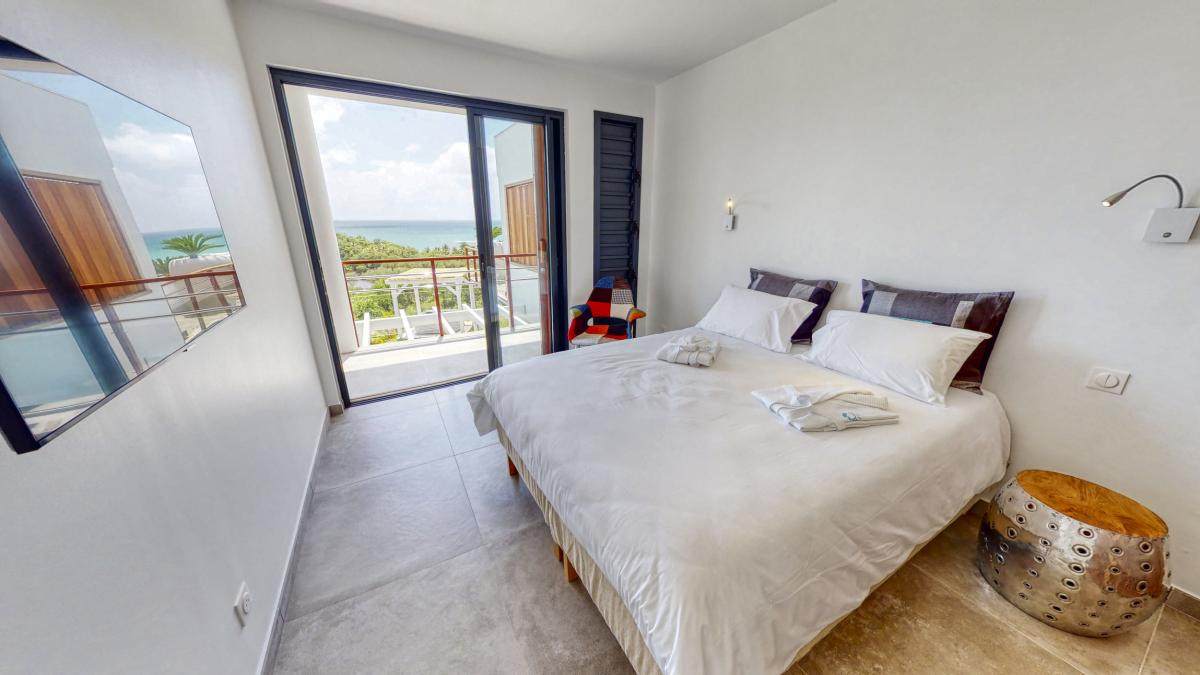 27.Location villa piscine vue mer Sainte Anne Guadeloupe.